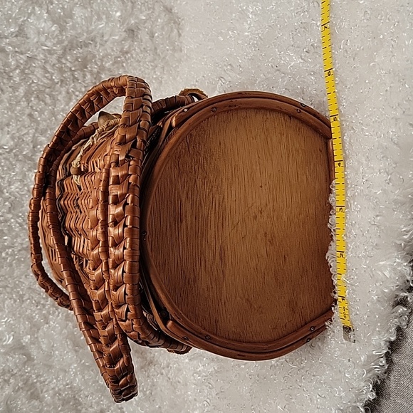 Vintage Basket Purse - Picture 4 of 12